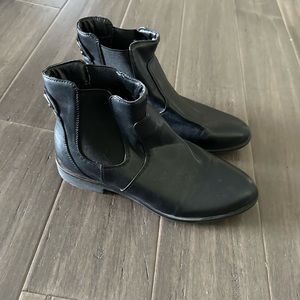Ankle boots